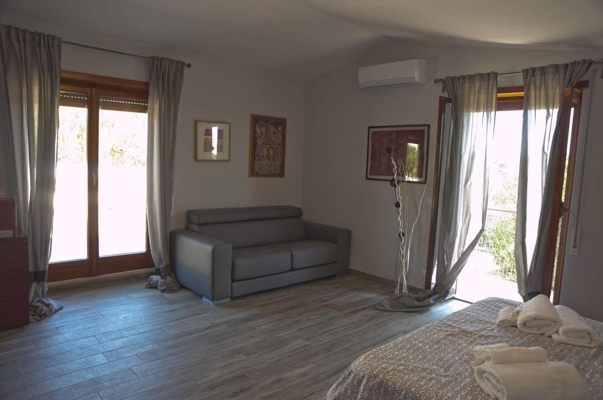 Domus In Viridi Bed & Breakfast โรม ภายนอก รูปภาพ